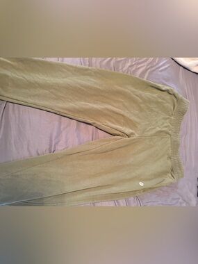 DIXXON Olive Green Casual Joggers